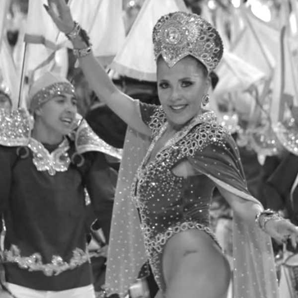 Una santaelenense pisa fuerte en el Carnaval de Río de Janeiro