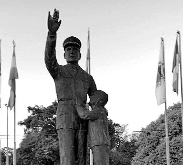 Los salarios de la Policía encienden el debate