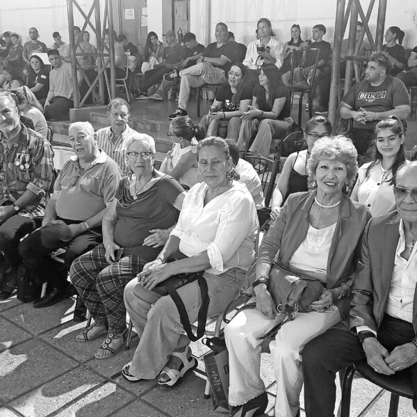 Combatieron el silencio con un homenaje a Luis Sacha Almeida