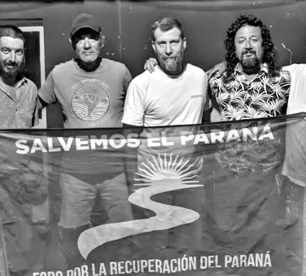 Una travesía para defender el río Paraná