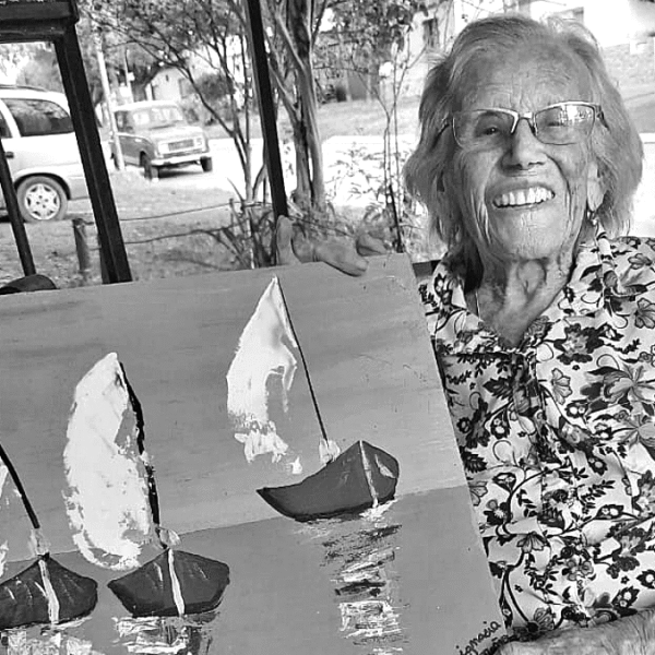 “Mientras pueda pintar, no soy vieja”, dijo María a sus 93 años