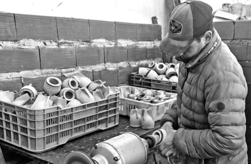 Fábrica de mates: el engranaje que para la olla en Gualeguay