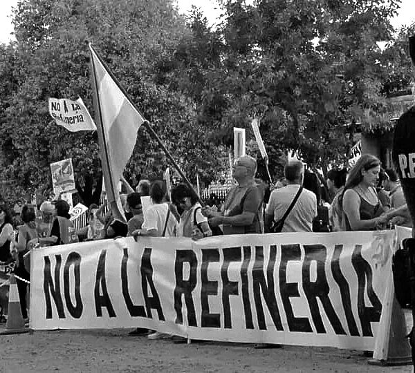 El río Uruguay sigue en peligro