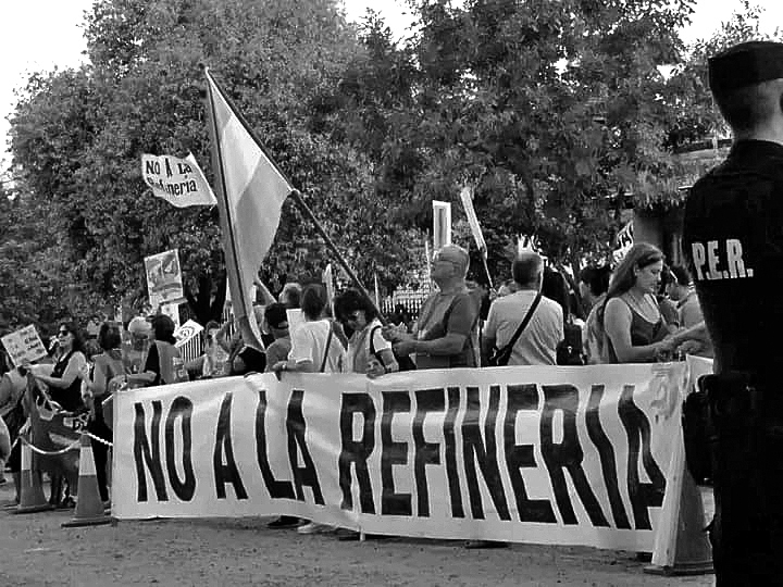 El río Uruguay sigue en peligro