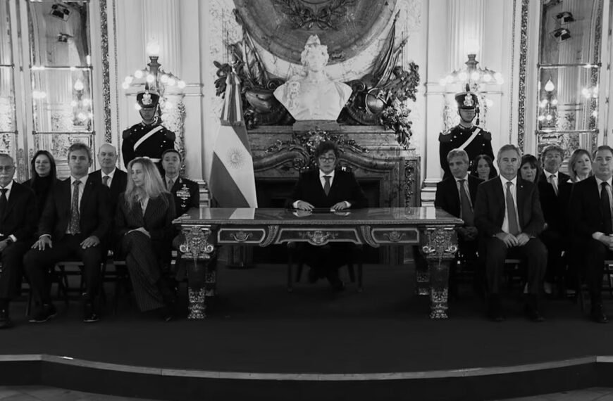 La Cadena Nacional del Presidente Milei para referirse a los derechos argentinos sobre Malvinas es humo