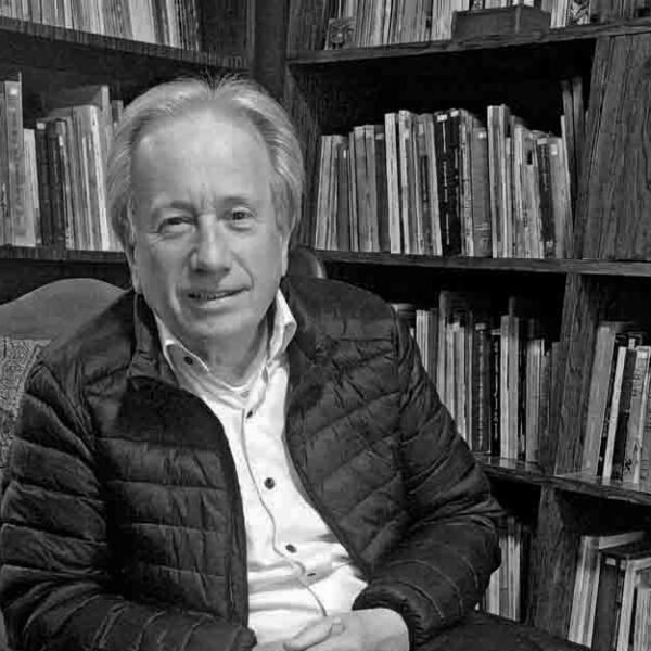 Roberto Romani: la voz que rescata los movimientos culturales